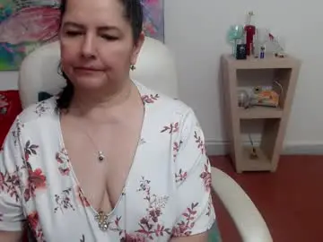 Chaturbate Adult Video Chat of leonela_69
