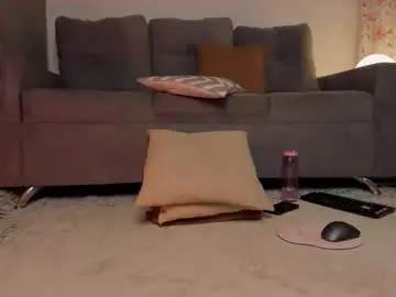 Chaturbate Adult Video Chat of carolinerousev