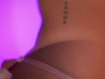 Chaturbate Free Porn Cam of little_vel