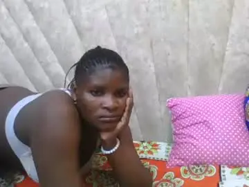 Chaturbate Free Porn Cam of darknipples2