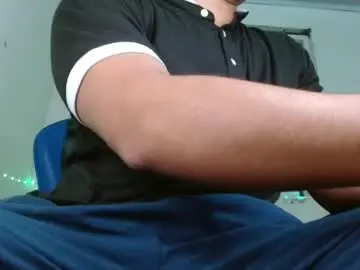 Chaturbate Live Porn of yourfavorite_bigclit