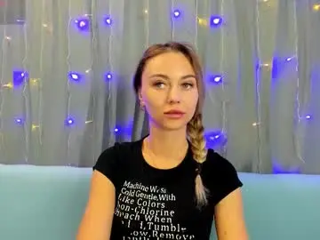 Chaturbate Free Porn Cam of juliastar41