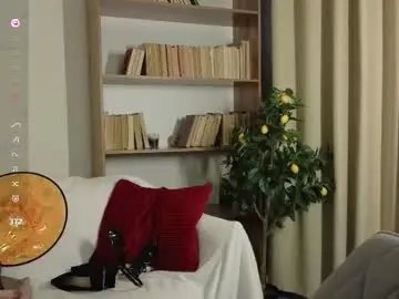 Chaturbate Live Sex Cam of dark_lola_