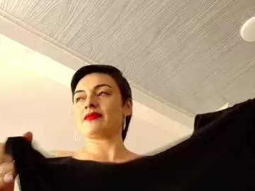 Chaturbate Adult Video Chat of kat_paradisse