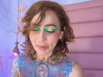 Chaturbate Live Sex Cam of evangelyne1