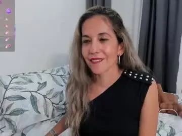 Chaturbate Adult Video Chat of laurafarrely