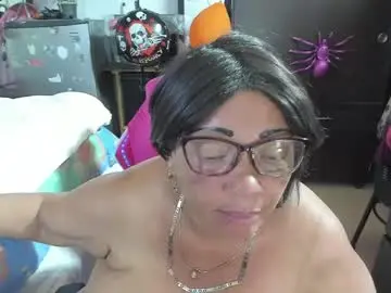 Chaturbate Best live sex cam show of mrs_mommy