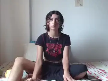 Chaturbate Live Sex of malitamuymal22