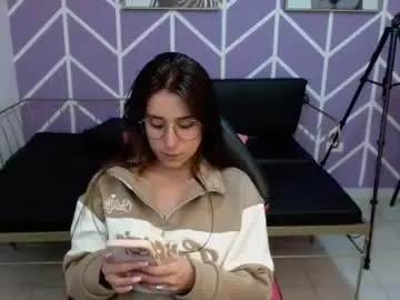 Chaturbate Free Porn Cam of adhara_kitten