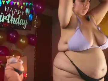 Chaturbate Live Sex Cam of coraline_latin