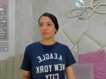 Chaturbate Live Sex Cam of skylerwhite02