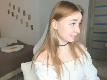 Chaturbate Live Sex Cam of angella_mills