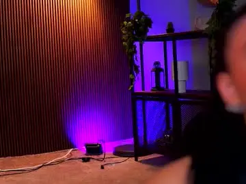 Chaturbate Watch Live Sex Cams of ravennadarcy