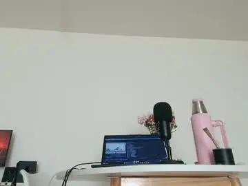 Chaturbate Nude Webcam of merida__freckles