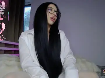 Chaturbate Sex Cam of isabella_luxx