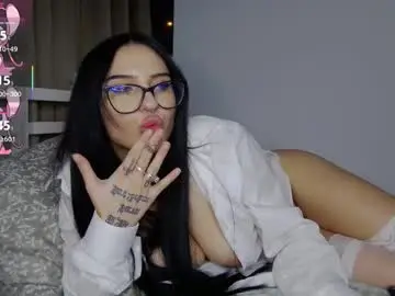 Chaturbate Free Porn Cam of isabella_luxx