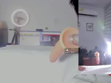 Chaturbate Best Webcam of rosy_emely_