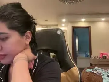 Chaturbate Best live sex cam show of therealcamilabaddie