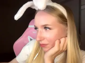 Chaturbate Adult Video Chat of julissariecke