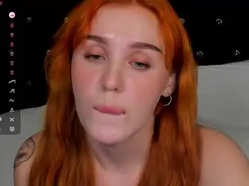 Chaturbate Live Sex Cam of lushcherry