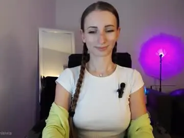 Chaturbate Free Live Porn of rainleiwa