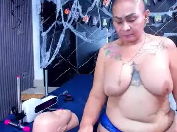 Chaturbate Adult Webcams of cloee_rabbyt