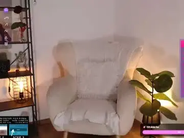 Chaturbate Adult Webcam of lucylia_