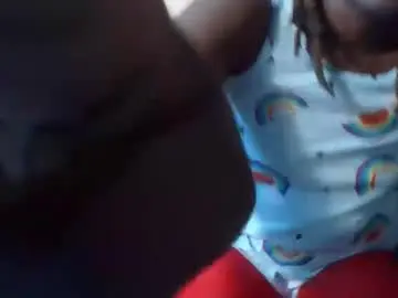 Chaturbate Live Sex Cam of cuteberry87