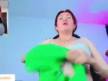 Chaturbate Live Sex Cam of carolinhe_