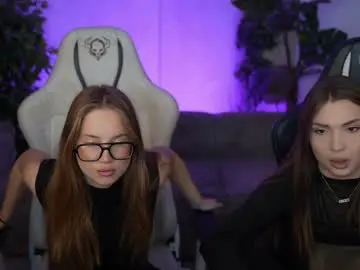 Chaturbate Watch Live Sex Cams of kira0541