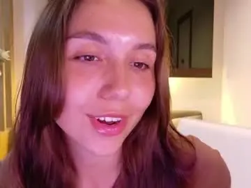 Chaturbate Live Sex Cam of silicia_lu