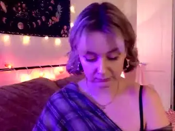 Chaturbate Adult Webcam of givemesweetdreams