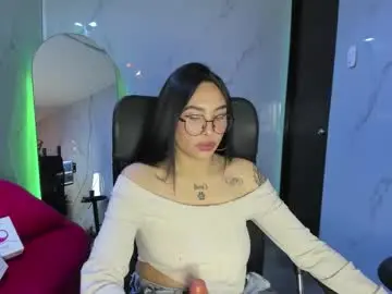 Chaturbate Sex Chat of chloee_thompson