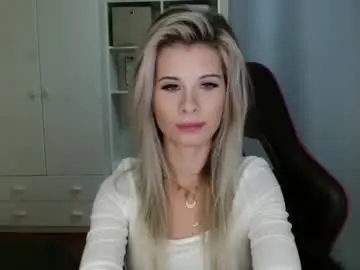 Chaturbate Live Sex of kristineamore