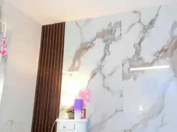 Chaturbate Nude Webcam of larakrof