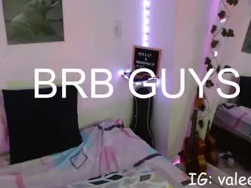 Chaturbate Free Live Porn of sweett_minionn