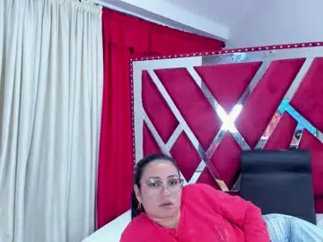 Chaturbate Sex Cam of luna021_1