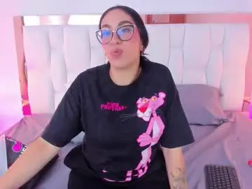 Chaturbate Live Sex Cam of camille_juicy