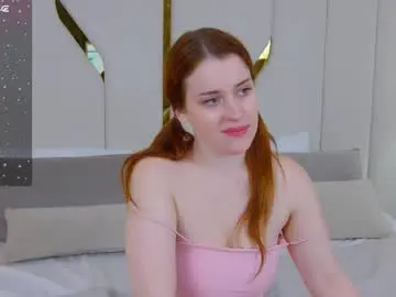 Chaturbate Adult Webcams of ellielarson