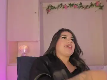 Chaturbate Sex Cam of shirleyyjones