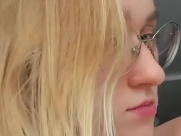 Chaturbate Sex Cam of _ruby_kim