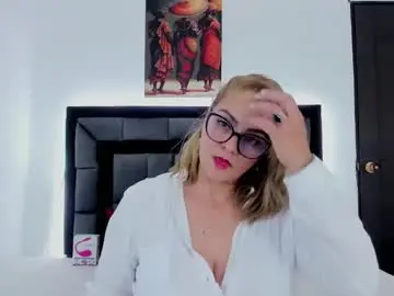 Chaturbate Adult Video Chat of elena_vega