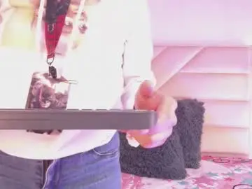 Chaturbate Live Sex Cam of biancaluxx1