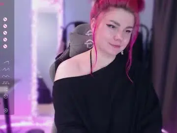 Chaturbate Free Porn Cam of makelovenotwarbitchess