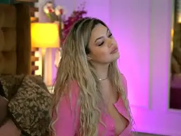 Chaturbate Watch Live Sex Cams of sophieboobsx