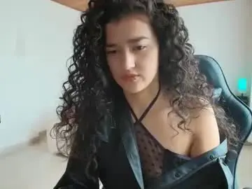 Chaturbate Watch Live Sex Cams of yourdreamgirl2025