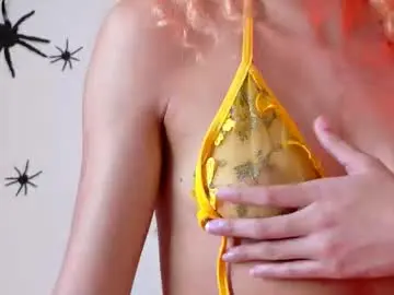 Chaturbate Adult Webcams of emiryann