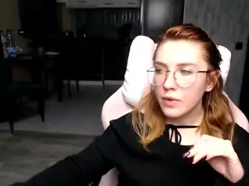 Chaturbate Adult Video Chat of reginasmilee