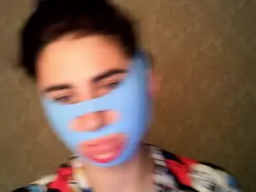 Chaturbate Live Porn of cute_strawberry_