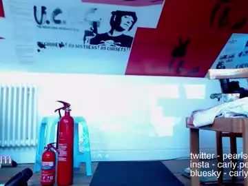 Chaturbate Live Sex Cam of carlypearls